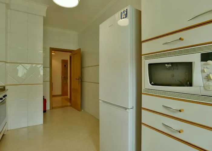 Zentrale In By Interhome Лиссабон